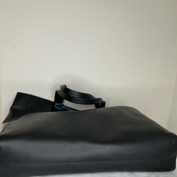 J Crew Pebbled Leather Large Carryall Tote- Black - Picture 4 of 8